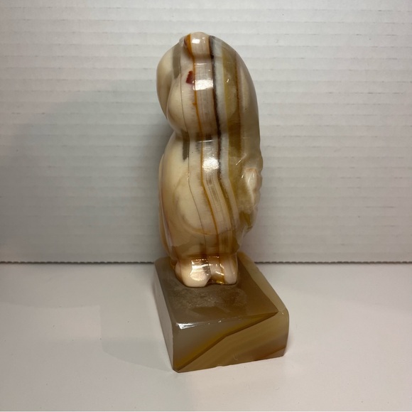 Vintage Natural Stone Carved Owl 5.5" White/Tan/Brown - Picture 3 of 9